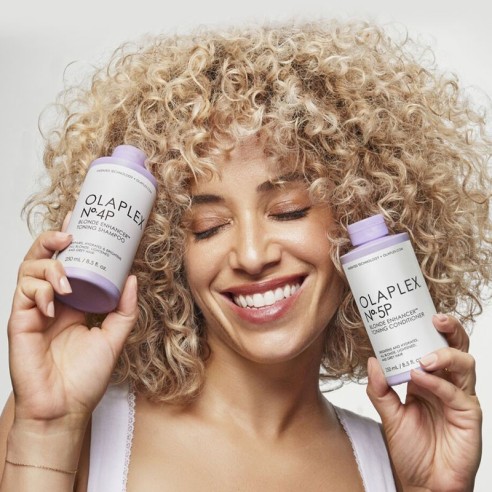 Packung Olaplex Shampoo Nr. 4P 250 ml + Olaplex Conditioner Nr. 5P 250 ml -Haarpflegepakete -Olaplex