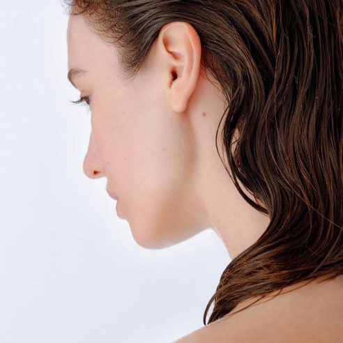 Kinactif N.8 Shampoo Anticaduta Cuoio Capelluto 1000ml -Anticaduta -KIN Cosmetics