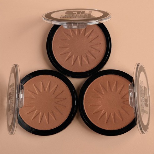 Sun Powder No. 2 E. LLorca -Face -Elisabeth Llorca