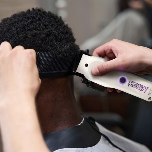 Máquina de cortar cabelo Reign Stylecraft EON 7800 RPM Clipper -Máquinas de cortar cabelo, aparadores e barbeadores -Stylecraft