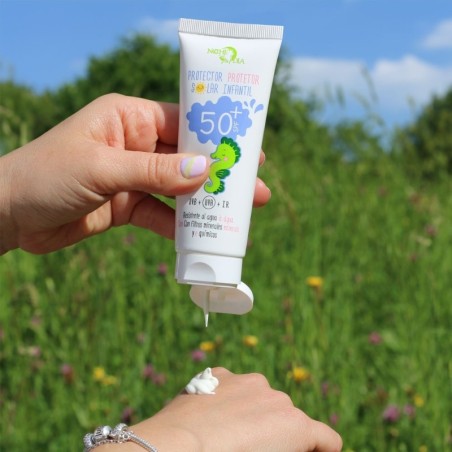 Crema Protector Solar Infantil SPF 50+ Noche & Día 200ml -solar -Noche & Día
