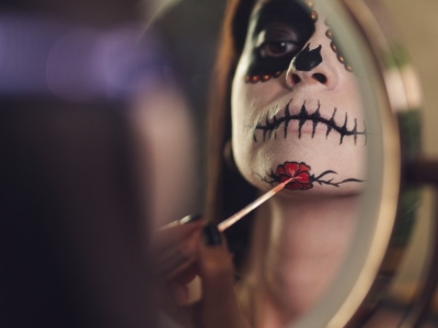 Be the center of attention with these Halloween Makeup Ideas!